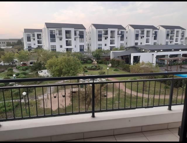 1 BEDROOM APARTMENT TO LET IN PARKLANDS